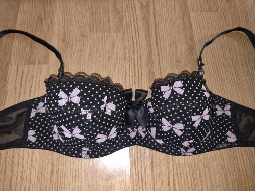 Bnwot gorgeous black bow - gorgeous,